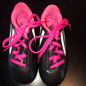 Girls soccer cleats